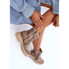 Zazoo 3470 Stivali da donna in pelle scamosciata con tacco piatto Cappuccino traforato beige 2