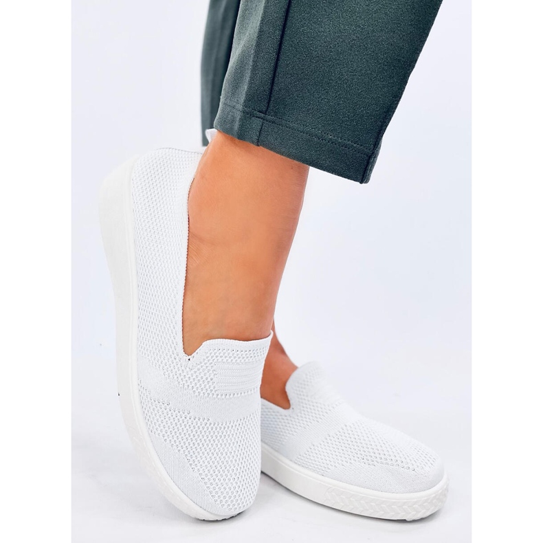 Combe Scarpe da ginnastica a calzino bianche bianco 1