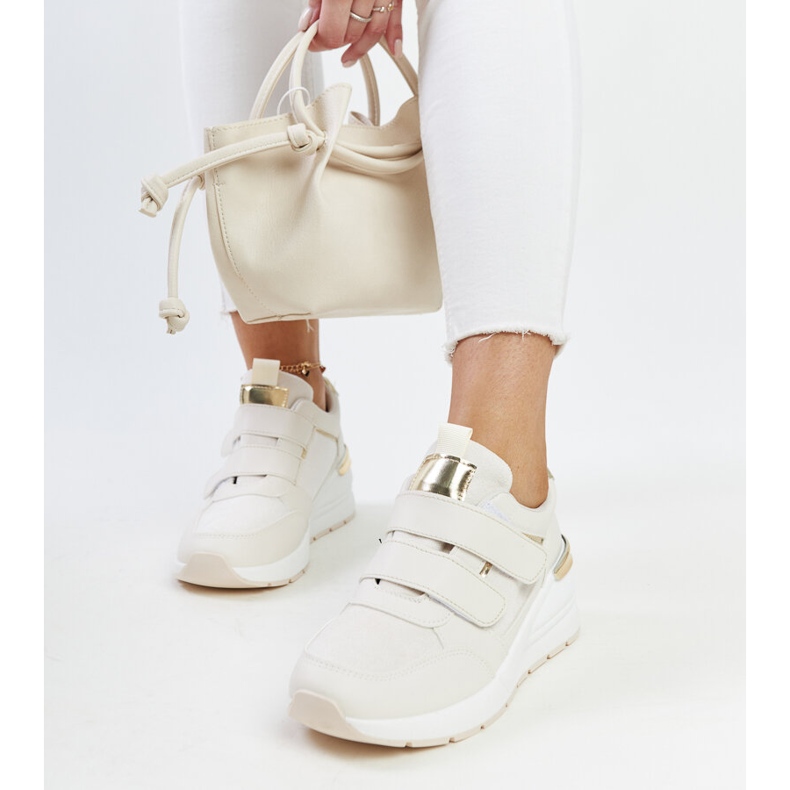 Sneakers con zeppa beige con chiusura in velcro di Orly 2