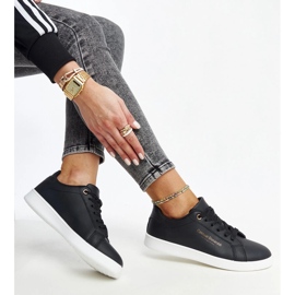 Sneakers in ecopelle nera di Furat nero 1