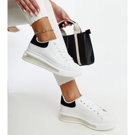 Sneakers bianche con suola alta Zrina bianca 1