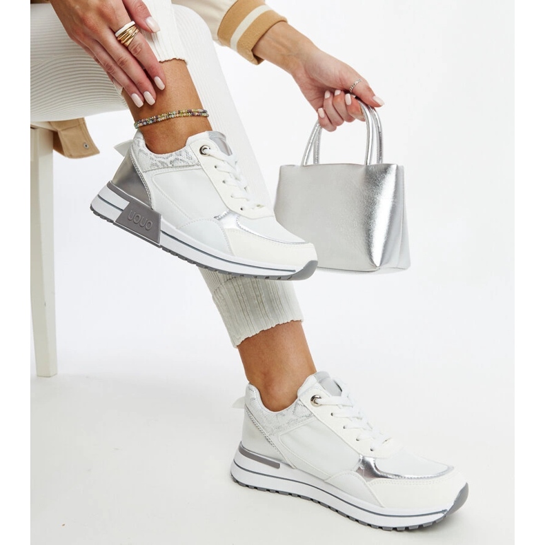 Sneakers bianche sulla piattaforma Kerttu bianca 1