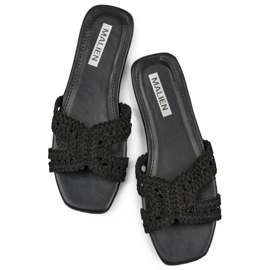 Infradito da donna in pizzo nero con suola piatta 1