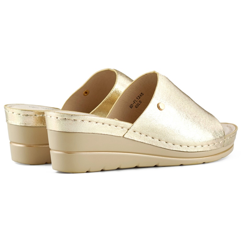 Comodi sandali dorati con zeppa da donna d'oro 1