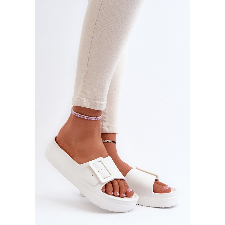 Infradito in schiuma da donna sulla piattaforma con fibbia Big Star NN274A661 Bianco 2