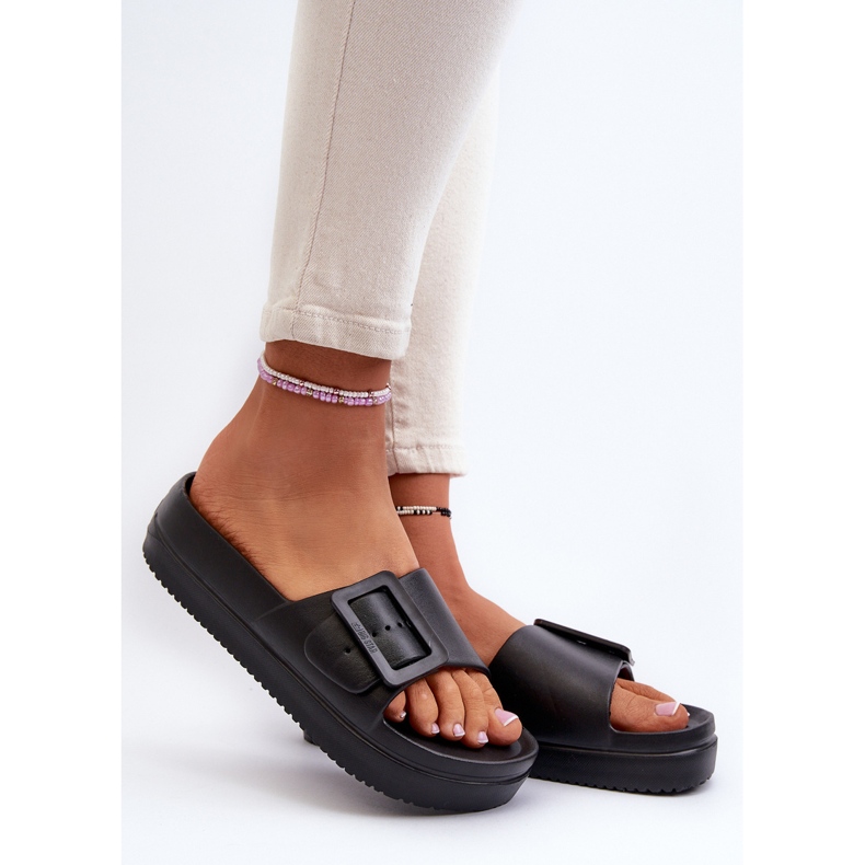 Infradito in schiuma da donna sulla piattaforma con fibbia Big Star NN274A662 nere nero 2
