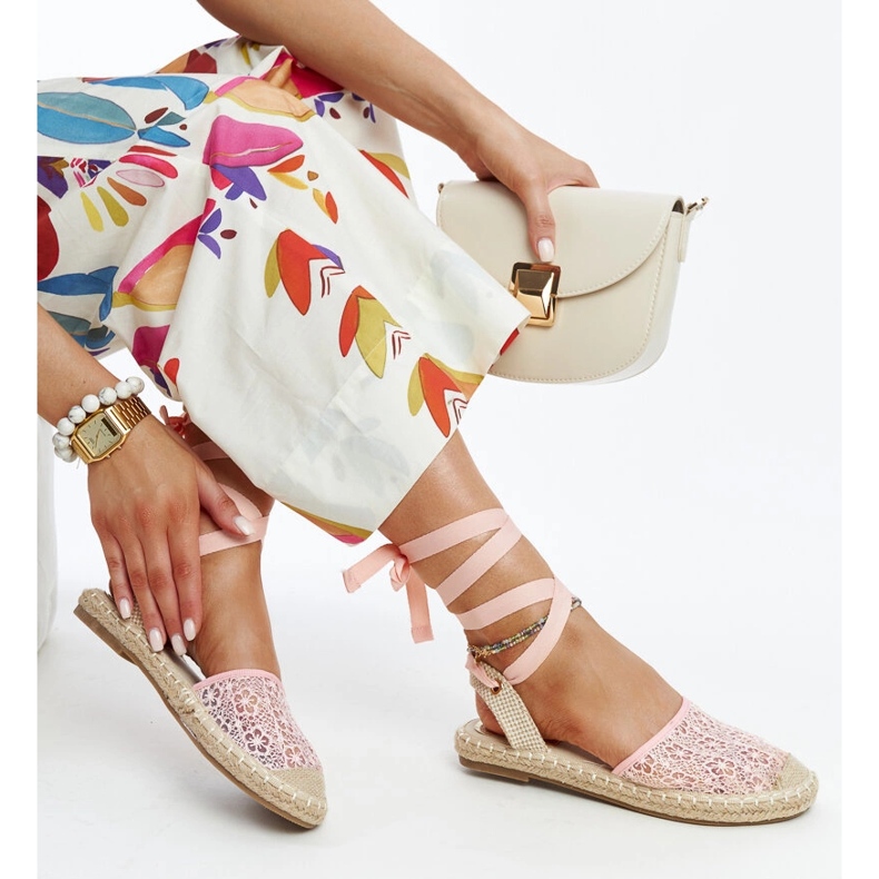 Espadrillas Teha in pizzo rosa con tacco aperto 1