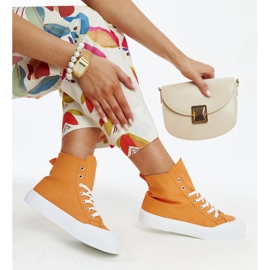Sneakers alte arancioni di Vinka arancia 1