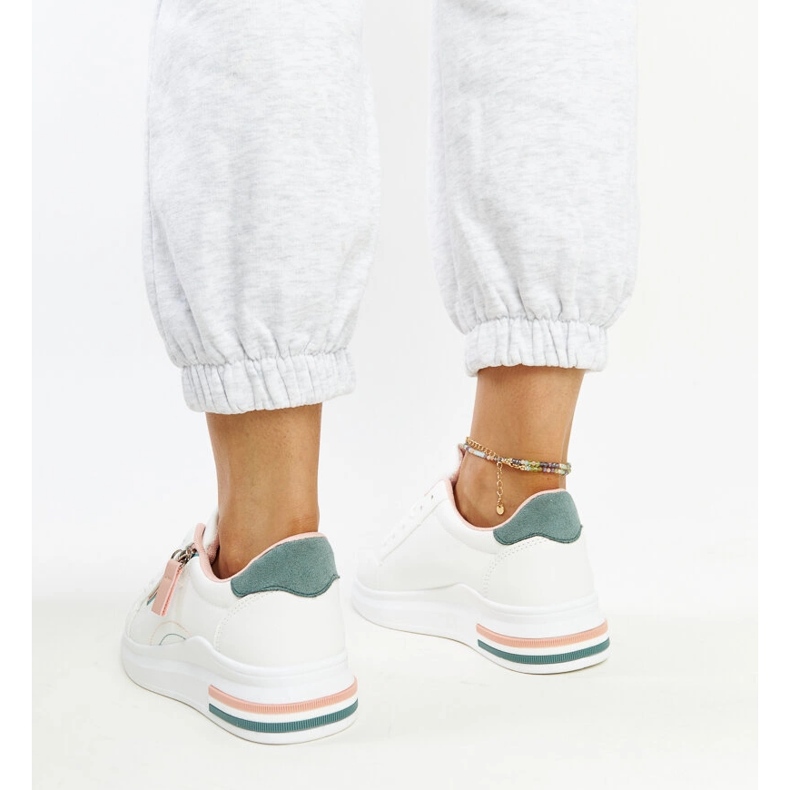Inna Sneakers bianche con inserti verdi Anaunia bianco 1