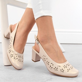 Sandali interamente traforati da donna beige perla Sergio Leone SK179 1