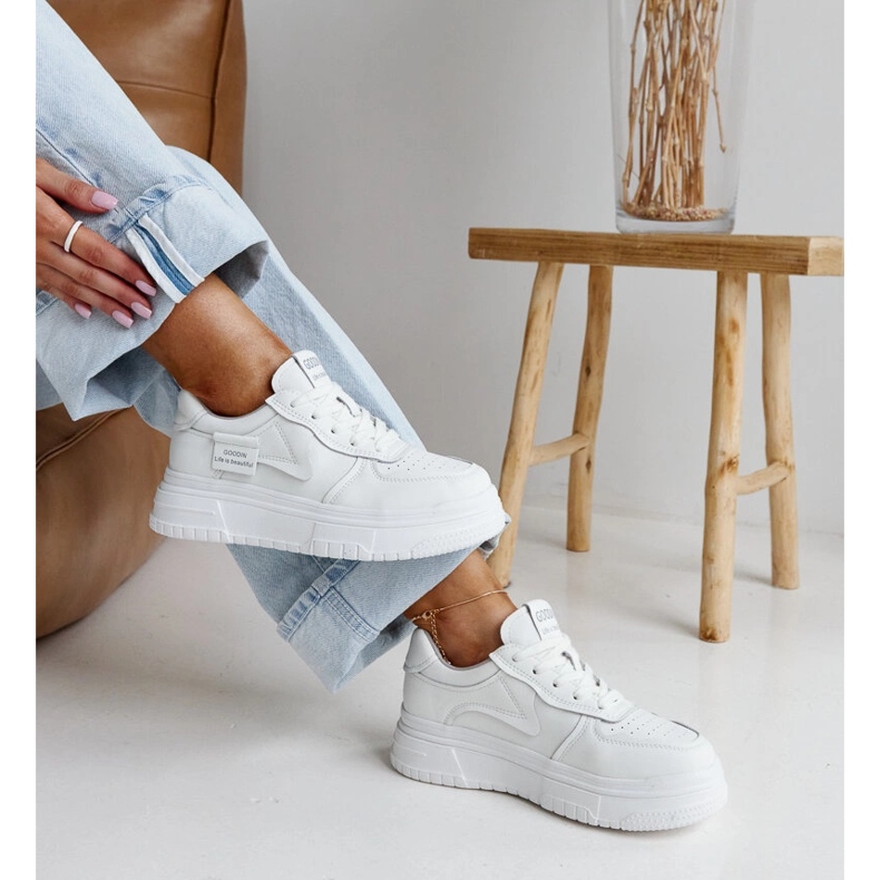 Sneakers Aria in pelle bianca con suola spessa bianco 1