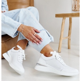 Scarpe sportive in pelle bianca bianco 1