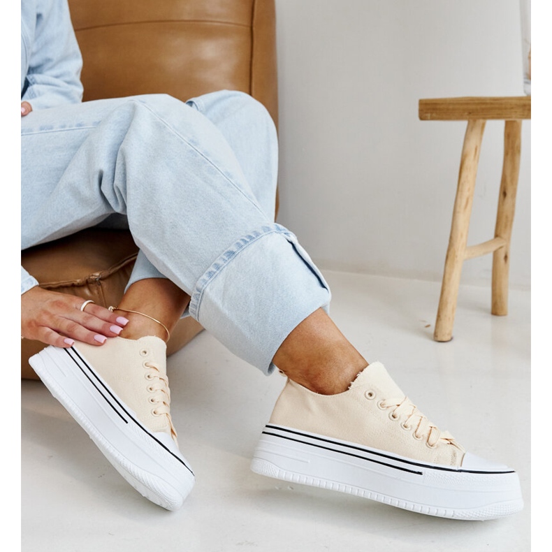 Sneaker beige chiaro con spessa suola Bahira 1