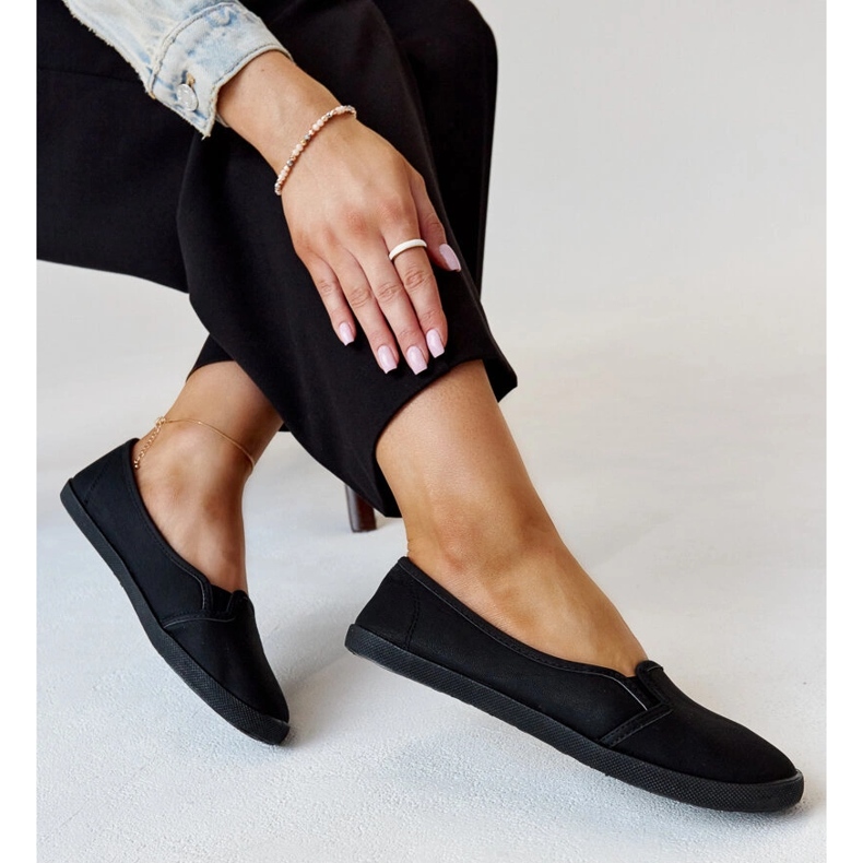 Sneakers slip-on nere in eco pelle Wordana nero 1