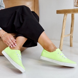 Sneaker Erla classiche color lime verde 1