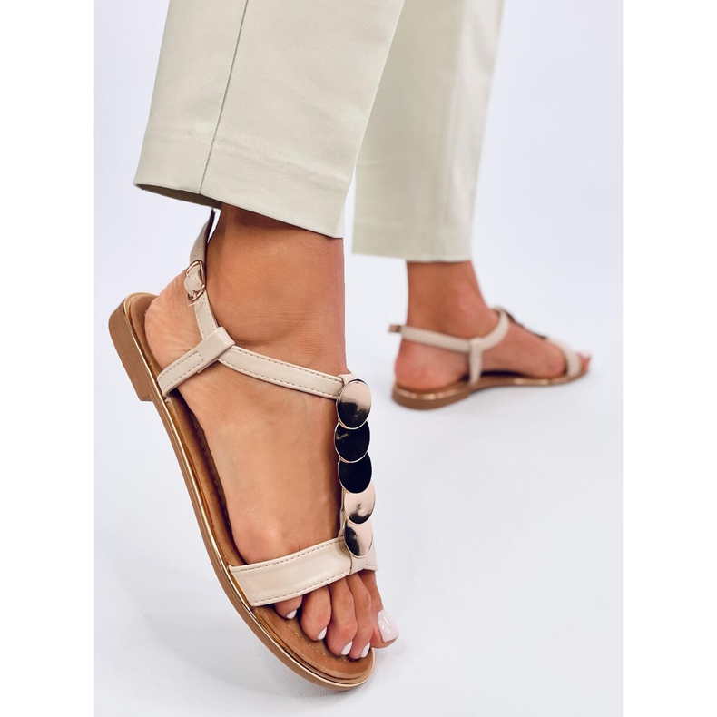 Ennes Sandali beige con decorazione oro 2