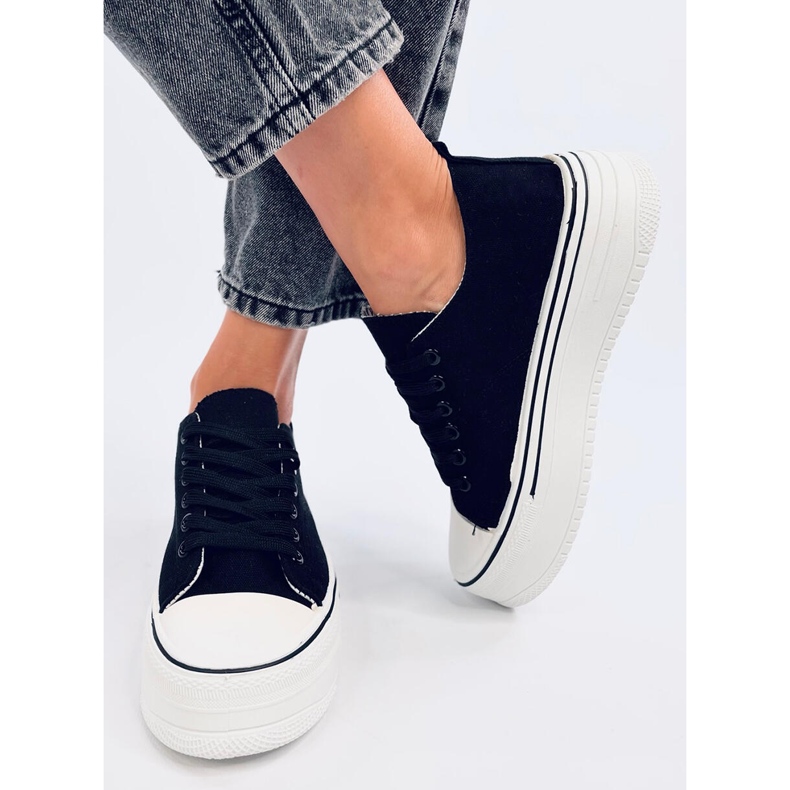 Loic Sneakers nere con suola alta nero 1