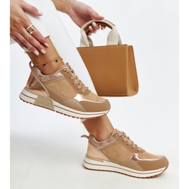 Scarpe da ginnastica marroni sulla piattaforma Kerttu marrone 1