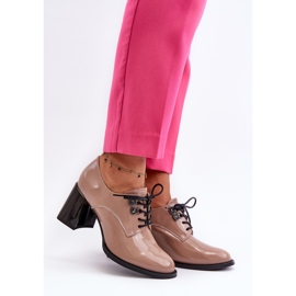Vinceza Scarpe con tacco alto in vernice da donna Nelione beige 2