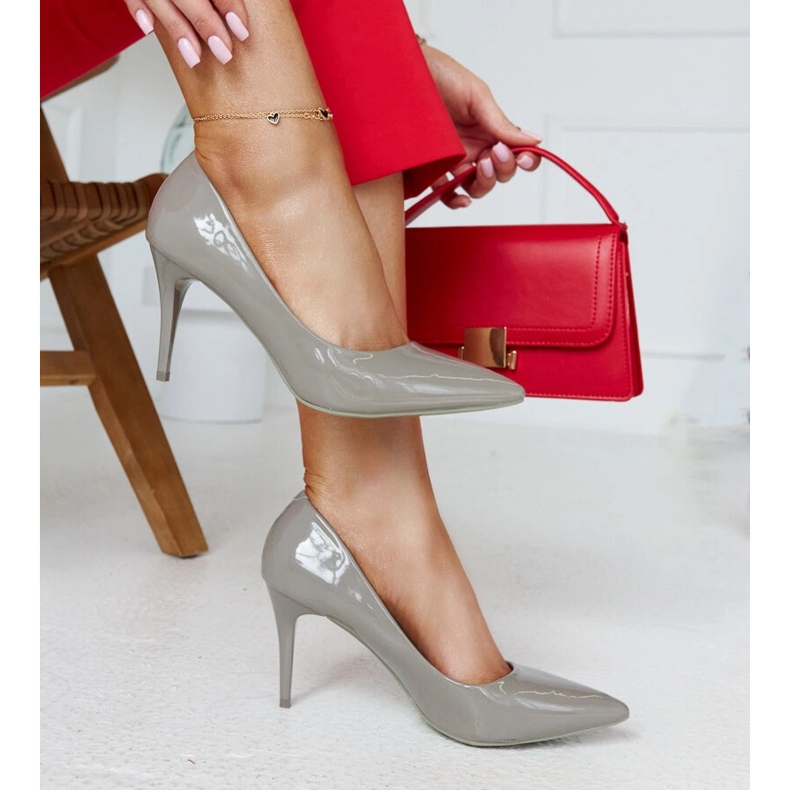 Stiletto in vernice grigia con inserto in pelle Alsacea grigio 1