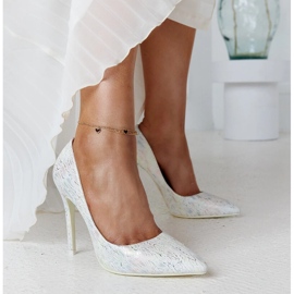 Tacchi alti metallizzati argento con inserto in pelle Serranillos d'argento 1