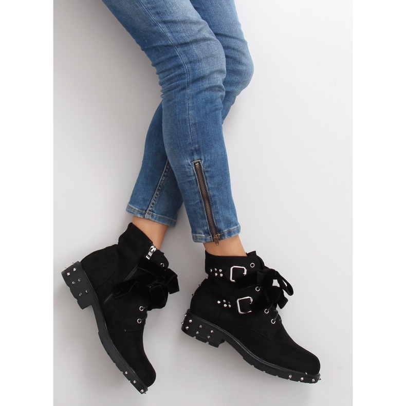 Stivale alla moda con borchie CLS-30 Nero 1