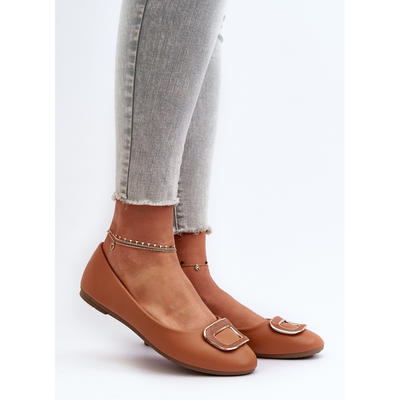 Ballerine Enicoria in ecopelle cammello con decorazione marrone 2