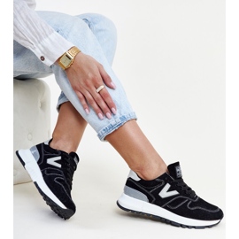 Sneakers nere con suola Olonio in eco-camoscio più spessa nero 1