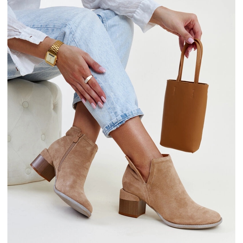 Stivaletti marroni con tacco ritagliato di Ljerka beige 1