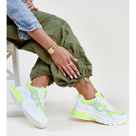 Sneakers bianche e verdi con suola spessa Matea bianca 1
