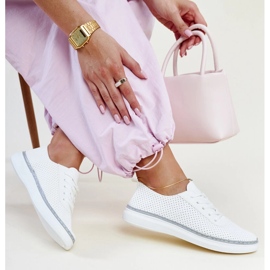 Sneakers Biserka traforate bianche e grigie bianco 1