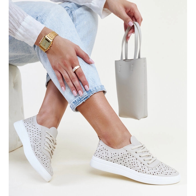 Sneakers Manoek traforate beige 1