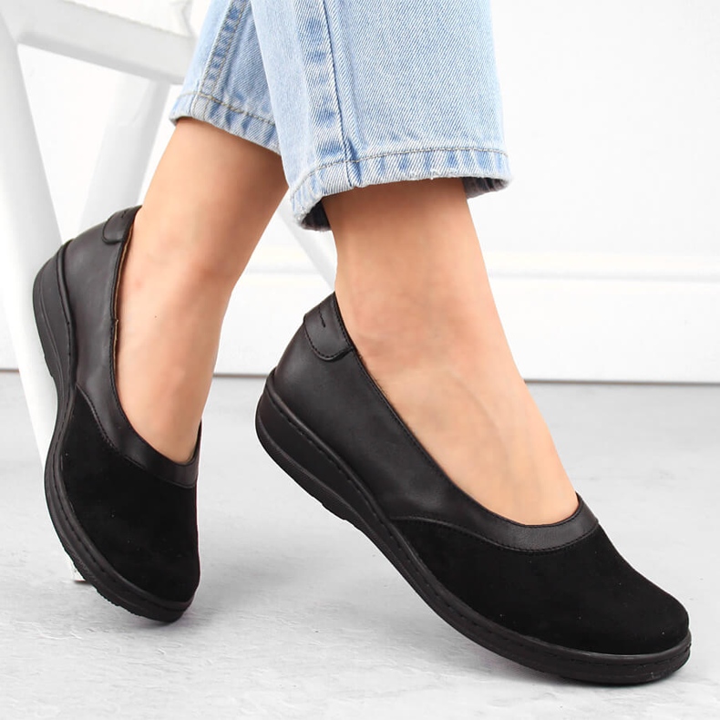 Comode scarpe slip-on da donna in pelle, nere Helios 426.0001.011 nero 1