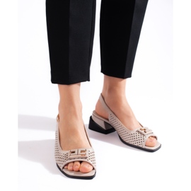 Goodin Sandali bassi da donna traforati beige 2