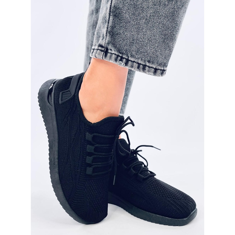 Guelfi Scarpe sportive a calzino nere nero 2