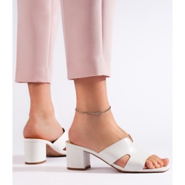 Infradito da donna bianche con tacco alto bianco 2