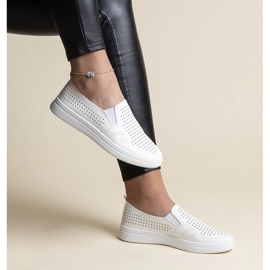 Sneakers slip-on bianche traforate di Dafina bianca 1