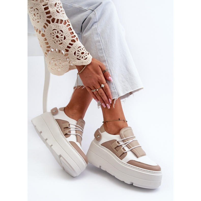 Zazoo 1833 Sneakers da Donna in Pelle con Suola Massiccia, Beige e Bianco 1