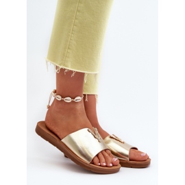 Infradito da Donna Su Suola Flat Con Decorazione In Eco Pelle, Makia Oro d'oro 2