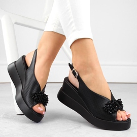 Sandali zeppa da donna in pelle nera con perline Filippo DS6076 nero 1