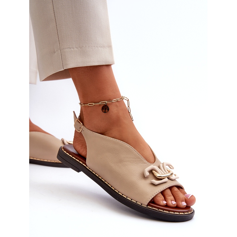 Sandali Con Tacco Piatto Da Donna Con Decorazione Jezzi Beige 2