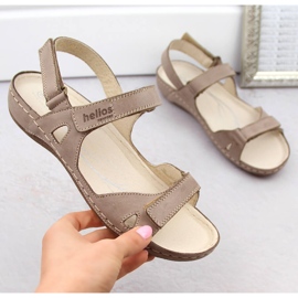 Comodi sandali da donna in pelle beige Helios 205 1