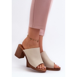 Pantofole da donna eleganti e leggere con tacco alto, Beige Varnila marrone 2