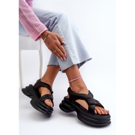 Sandali in pelle da donna con suola spessa Neri GOE NN2N4106 nero 1