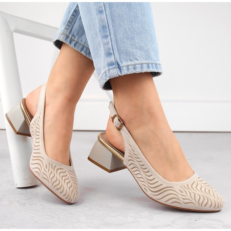 Sandali con tacco da donna in camoscio beige Jezzi RMR2263-4 1