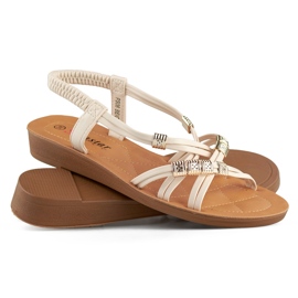 Sandali da donna beige con decorazione oro 1