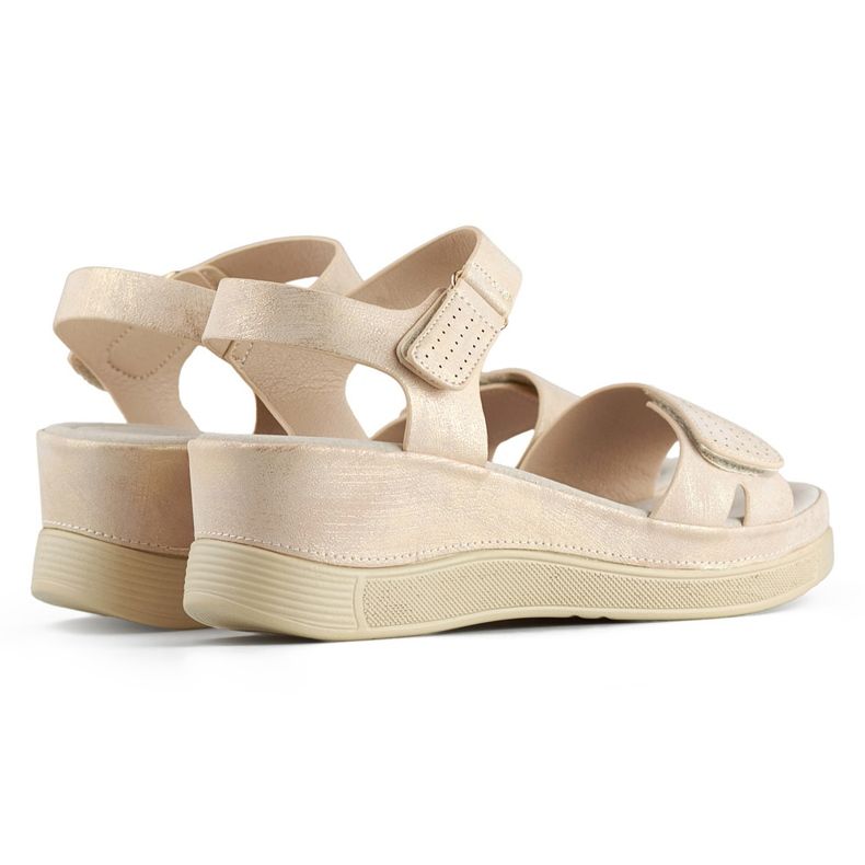 Sandali da donna beige con regolazione in velcro 1
