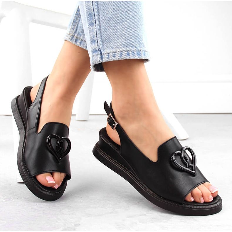 Sandali zeppa da donna in pelle nera Filippo DS6069 nero 1