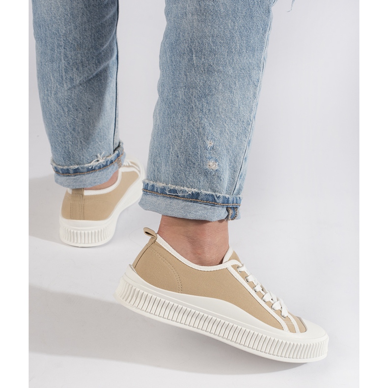 Sneakers da donna beige scuro sulla piattaforma 2