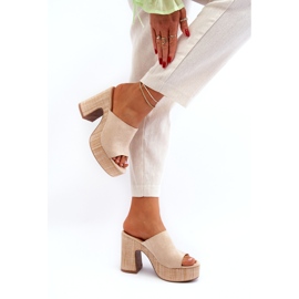 Infradito da donna beige con tacco alto 3